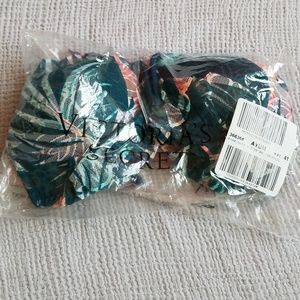 VS Pink V-Wire Push Up Bralette Blue Tropical MED